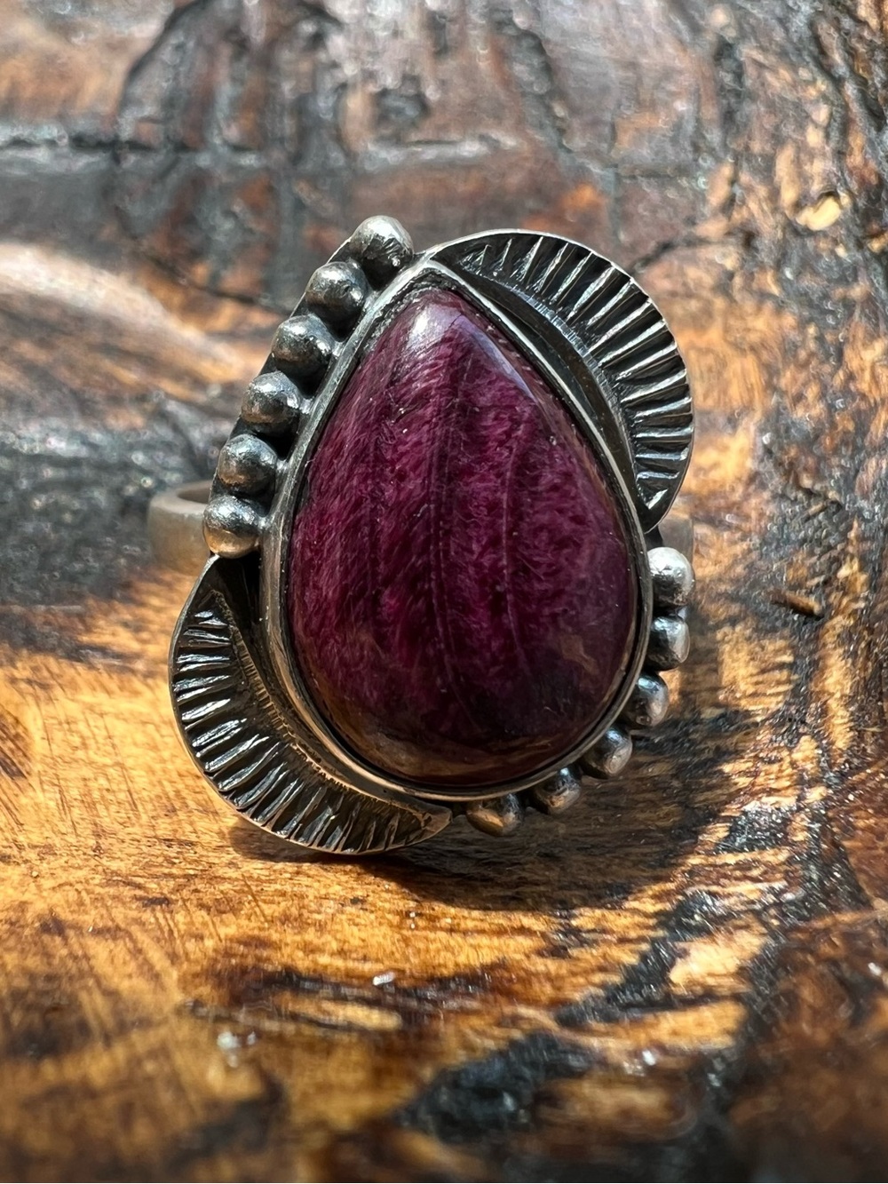 Sterling Silver Purple Spiny Oyster Teardrop Ring Size 7.5 Adjustable